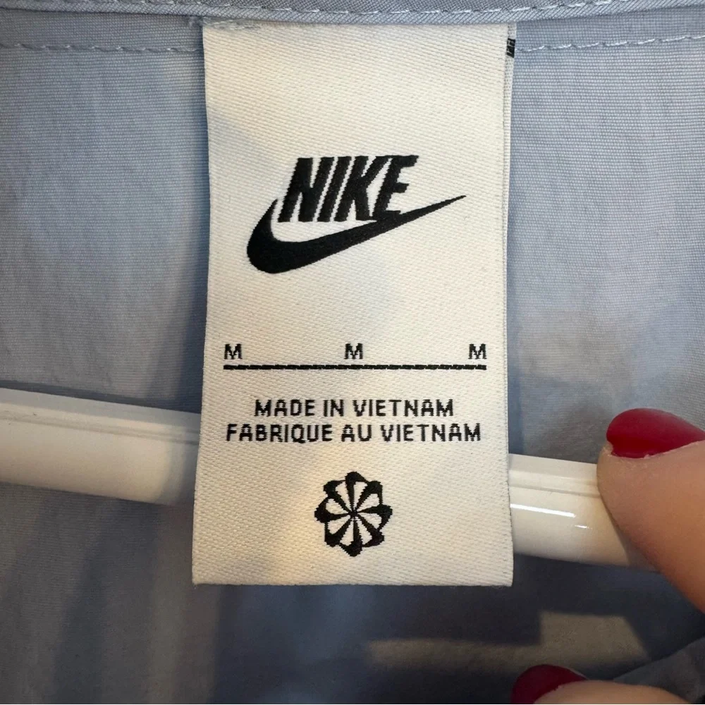 Nike Light Blue Hooded Windbreaker Jacket Women’s Medium‎ Drawstring Waist - Picture 3 of 10